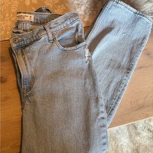 Women's Light Blue Jeans